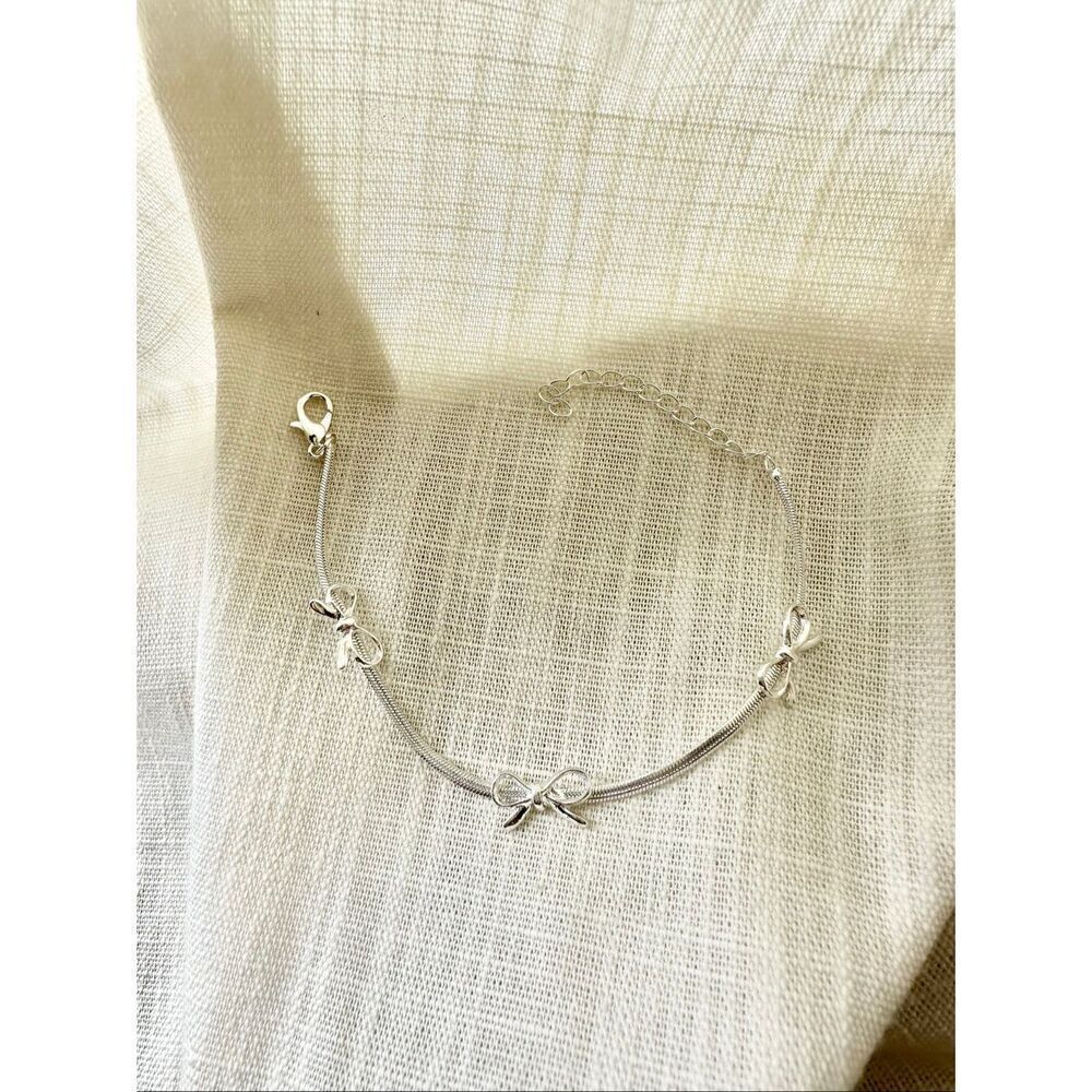 Silver color snake chain dainty bow bracelet